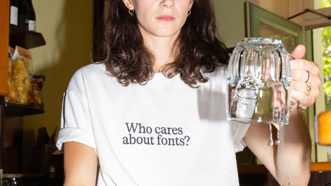 Serrif T-SHIRT