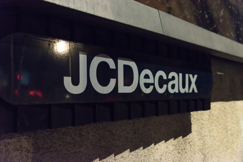 MF: Česko vyhrálo arbitráž s JCDecaux a nemusí platit 550 milionů Kč