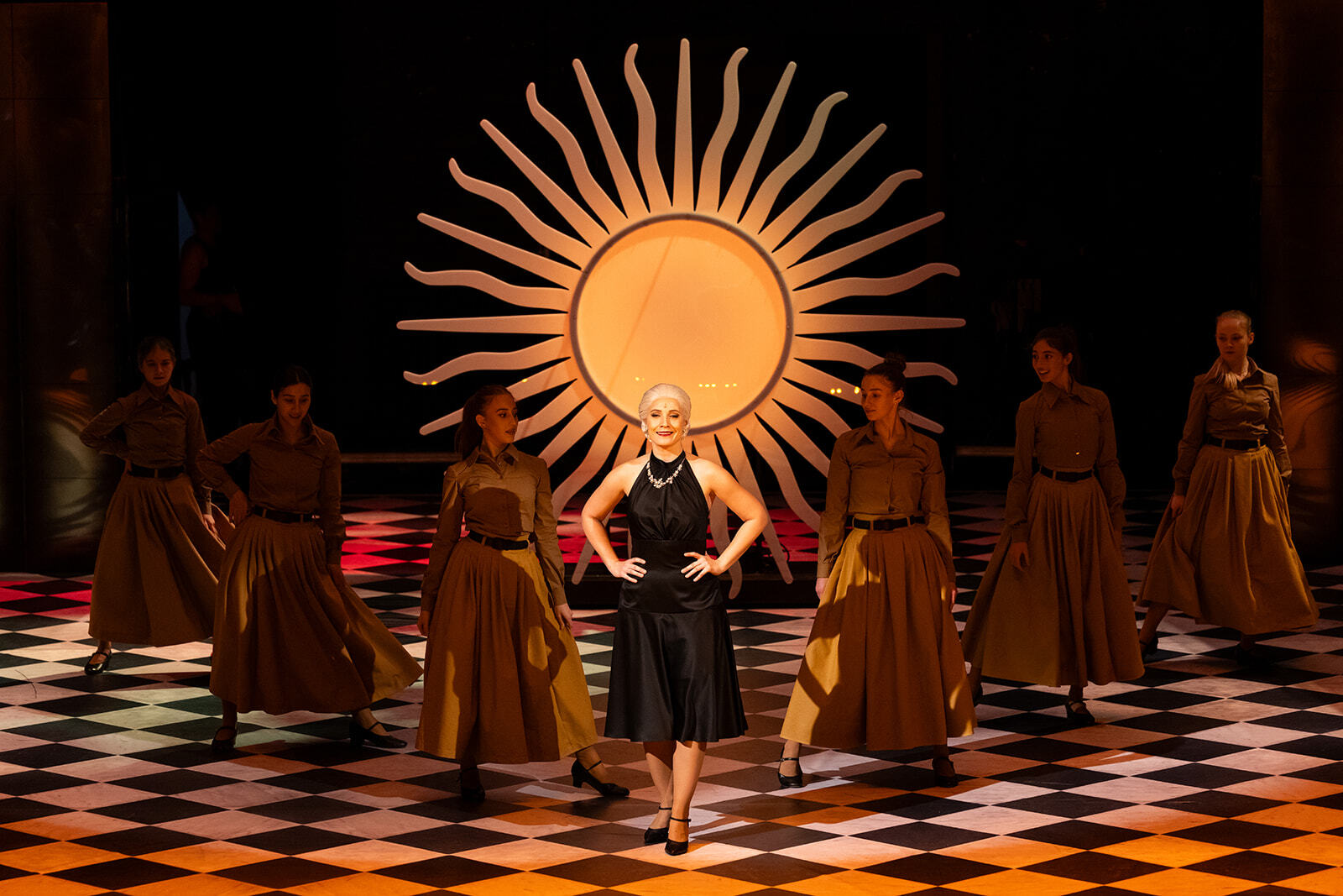 Evita jako rocková opera: Olomoucká premiéra slibuje výjimečný zážitek