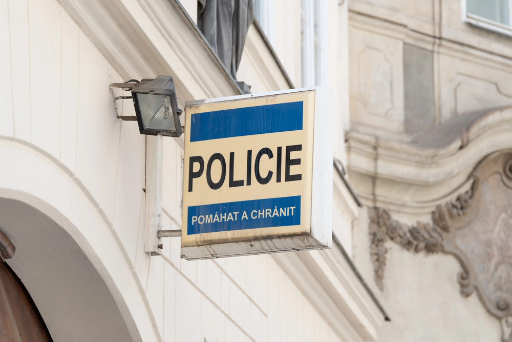 Policie chce obžalovat čtyři lidi za investiční podvod se škodou 623 milionů Kč