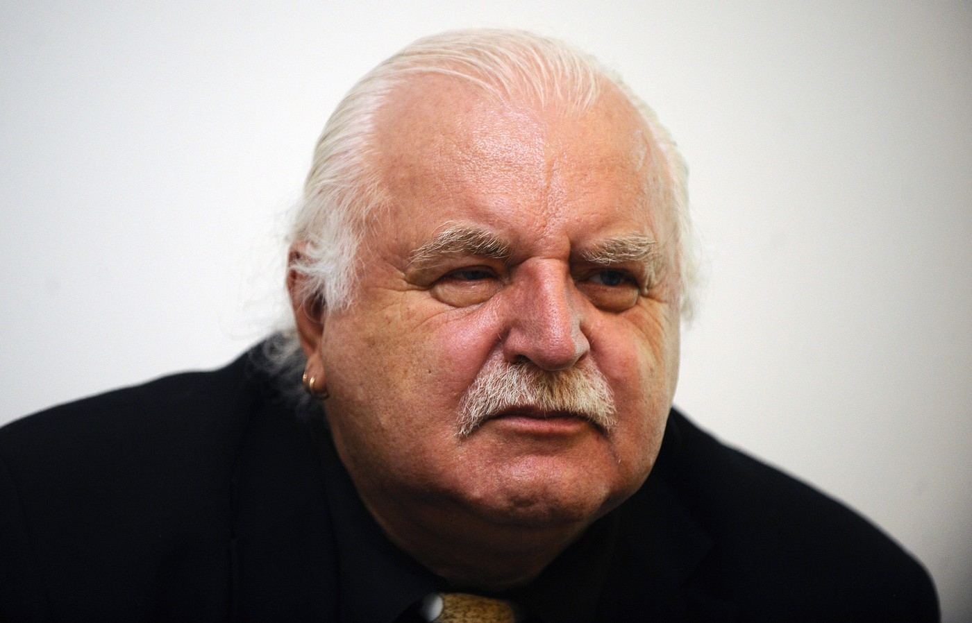 Odchází nepřehlédnutelná postava českého umění. Milan Knížák zemřel v 86 letech