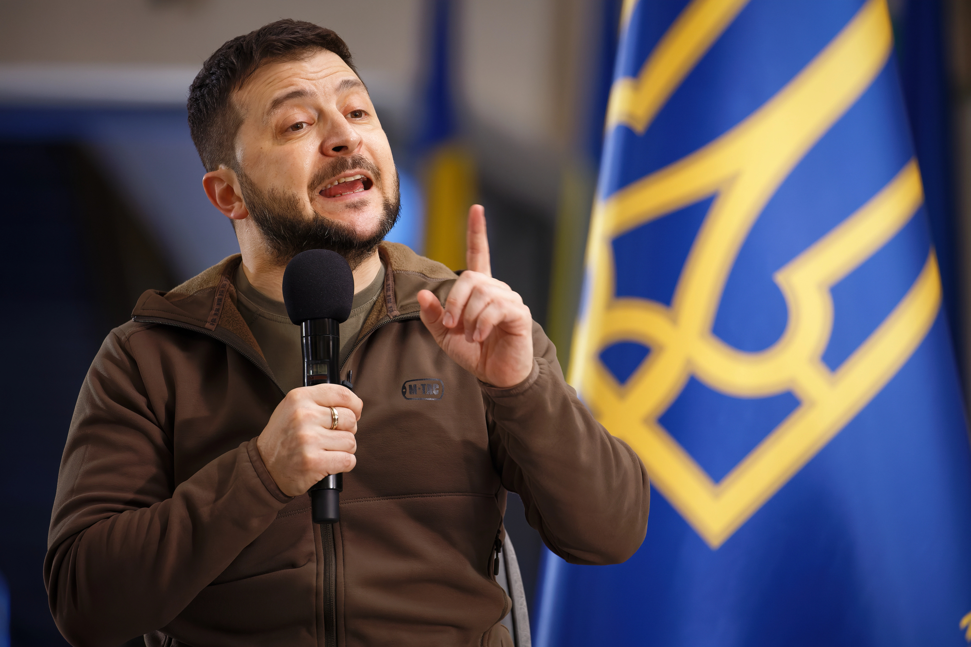 Zelenskyj chce uspořádat na Ukrajině volby. Žádá ale bezpečí pro voliče