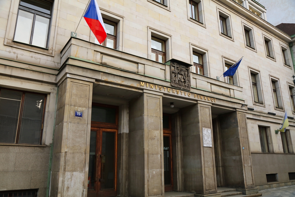Šestnáct obcí loni nezkrotilo svůj dluh, ministerstvo financí peníze nezastavilo