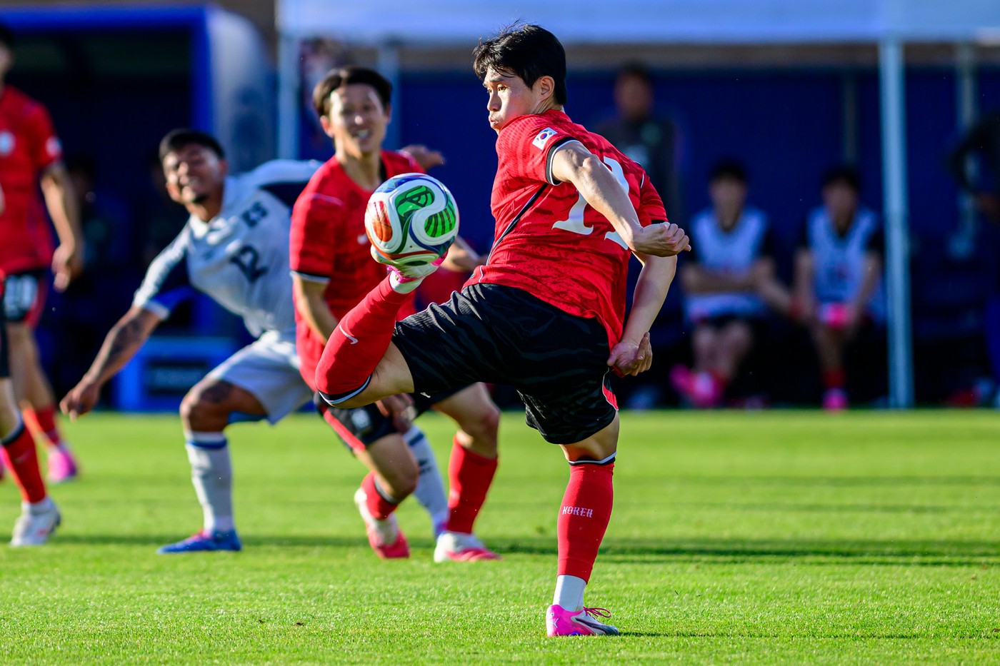 Korea porazila Salvador 1:0. Trenér: Salvador hraje podobným stylem jako Česko