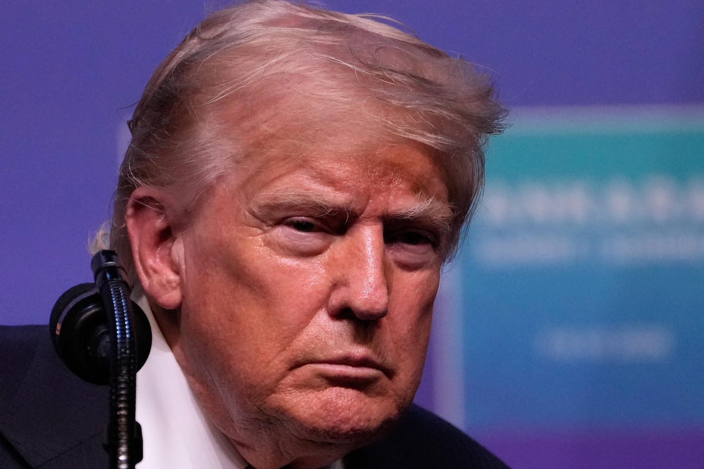 Skončil summit NATO, Trump ho navzdory předchozí kritice označil za úspěšný