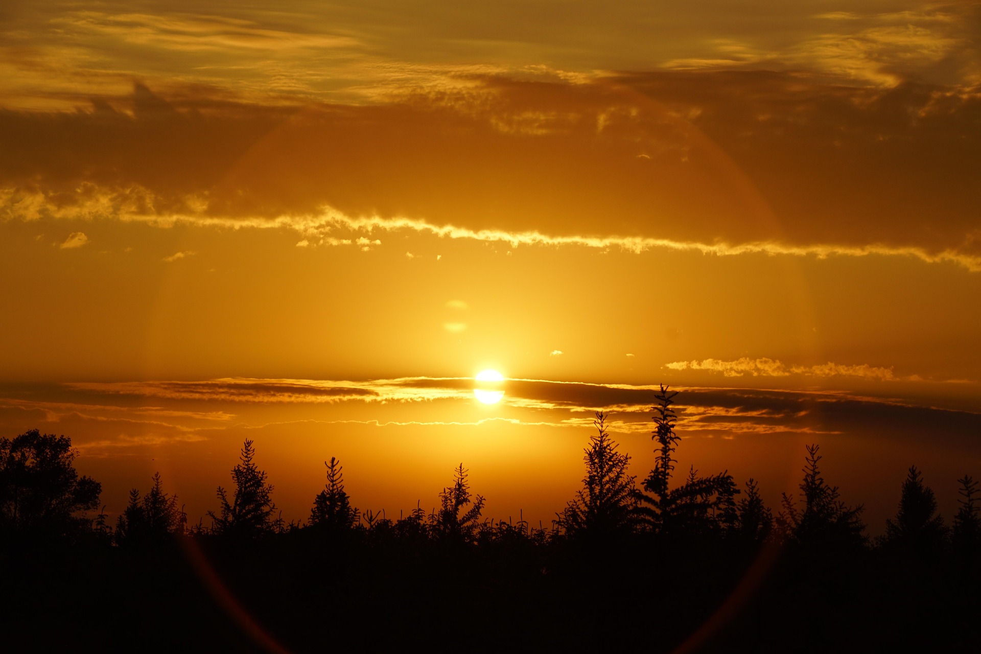 Teplotní rekordy padly na 26 místech, v Jeseníku bylo 19,7 stupně