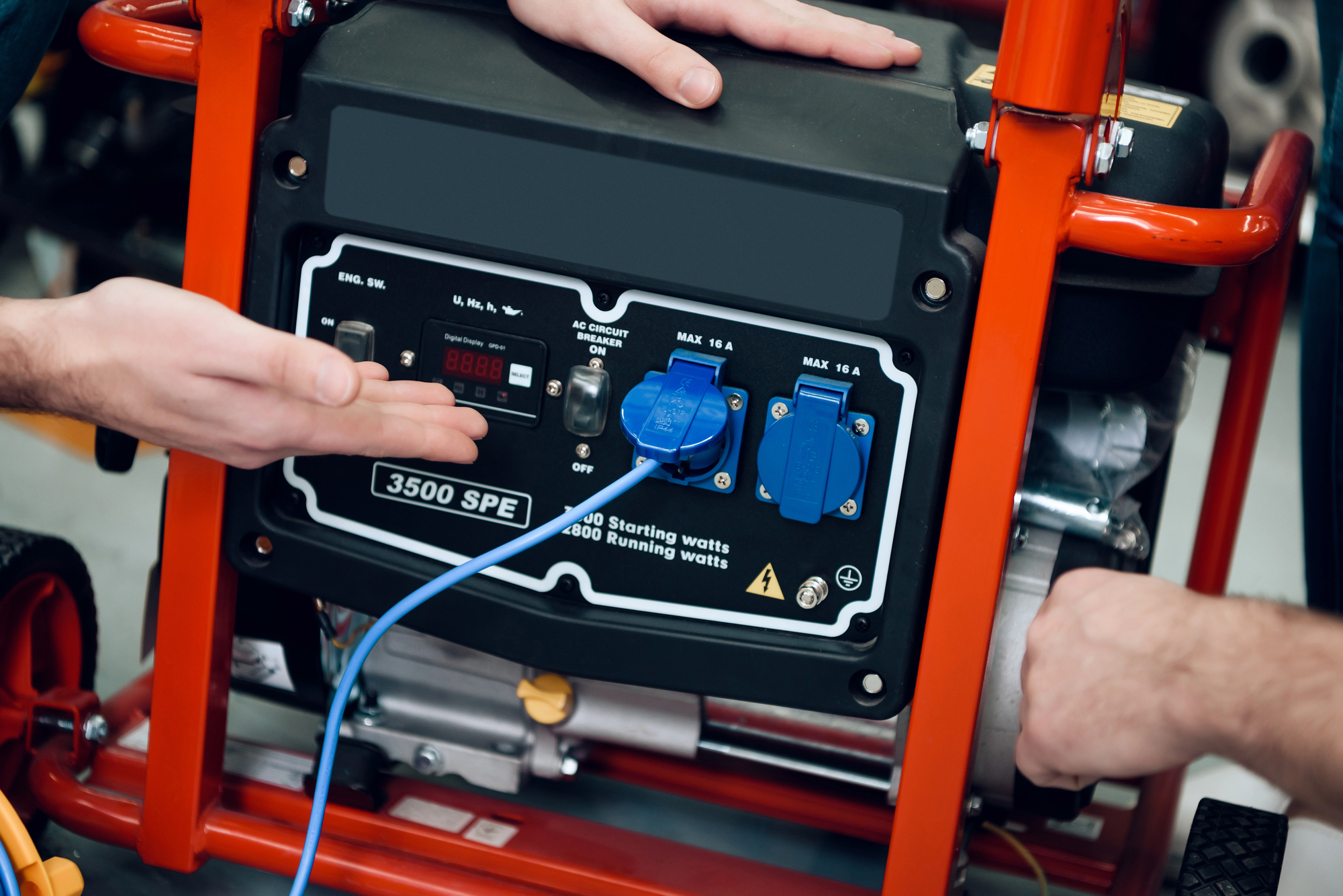 Ukrajina funguje na generátorech. Ale je to na hranici možností