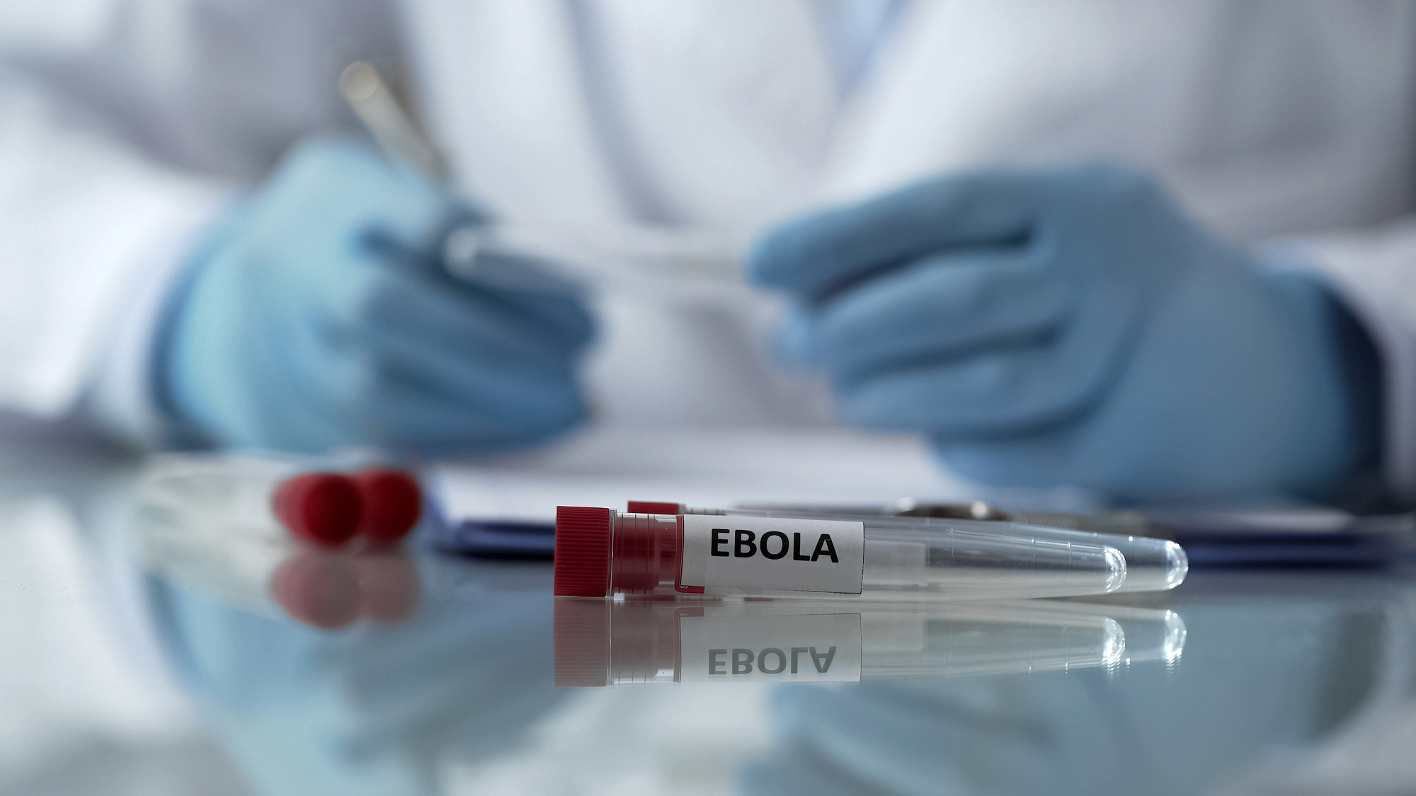 Světová zdravotnická organizace oznámila konec výskytu eboly v Ugandě