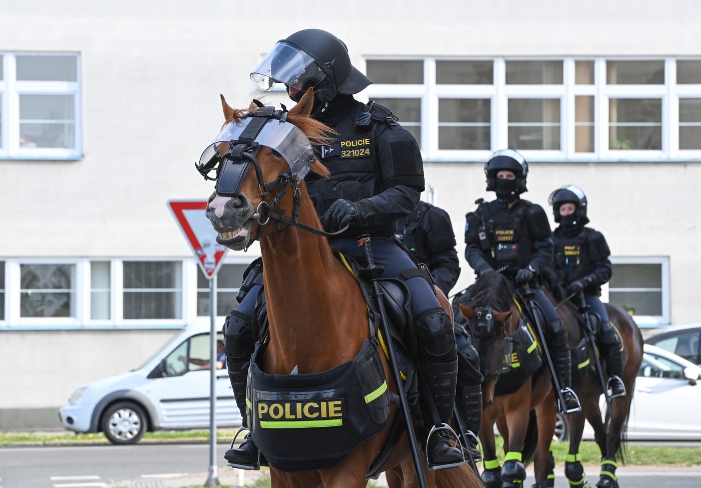 Do bezpečnostních opatření kvůli nedělnímu derby se zapojí stovky policistů