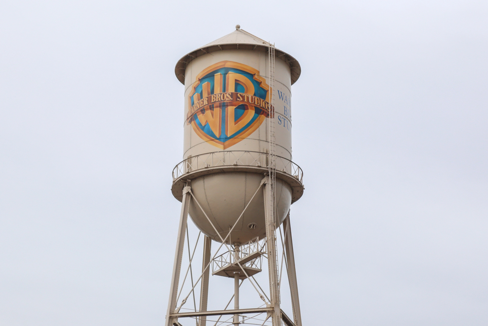 Státy USA podaly žalobu kvůli fúzi mediálních firem Warner a Paramount
