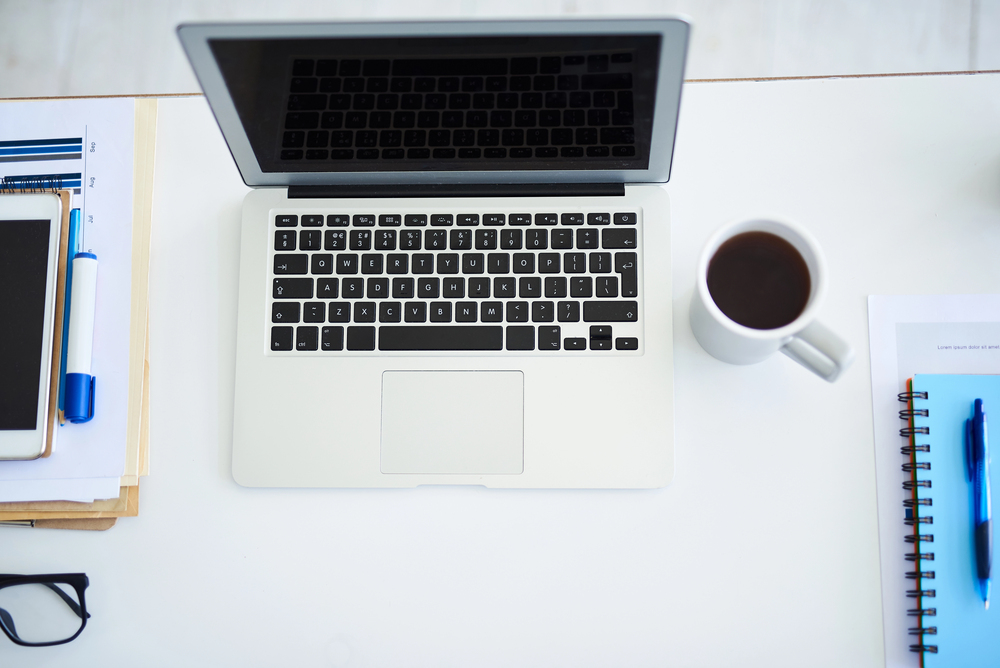 V Ústeckém kraji byl nejnižší podíl domácností vybavených počítačem v Česku