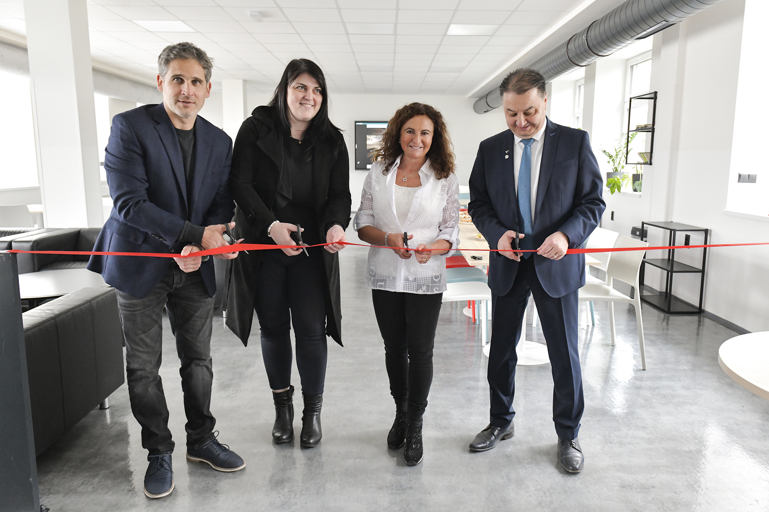 SŠ Michael otevírá novou kapitolu: Úspěšně zkolaudovala moderní nástavbu a rozšířila výukové kapacity