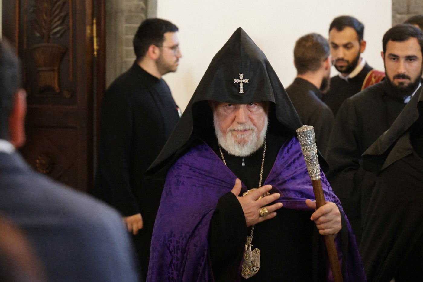 V Arménii postavili před soud špičky církve, soudce se vzdal případu