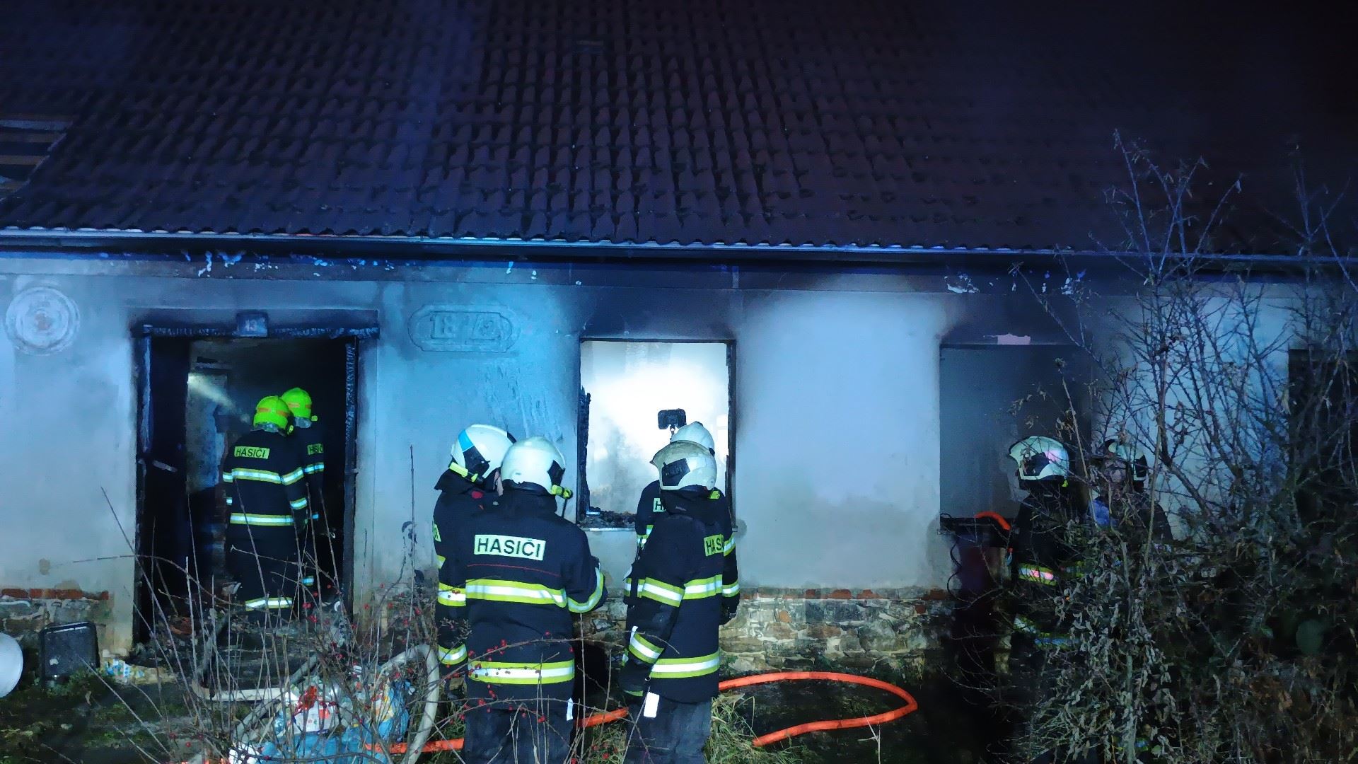 Hasiči na jihu Čech likvidovali požár rodinného domu