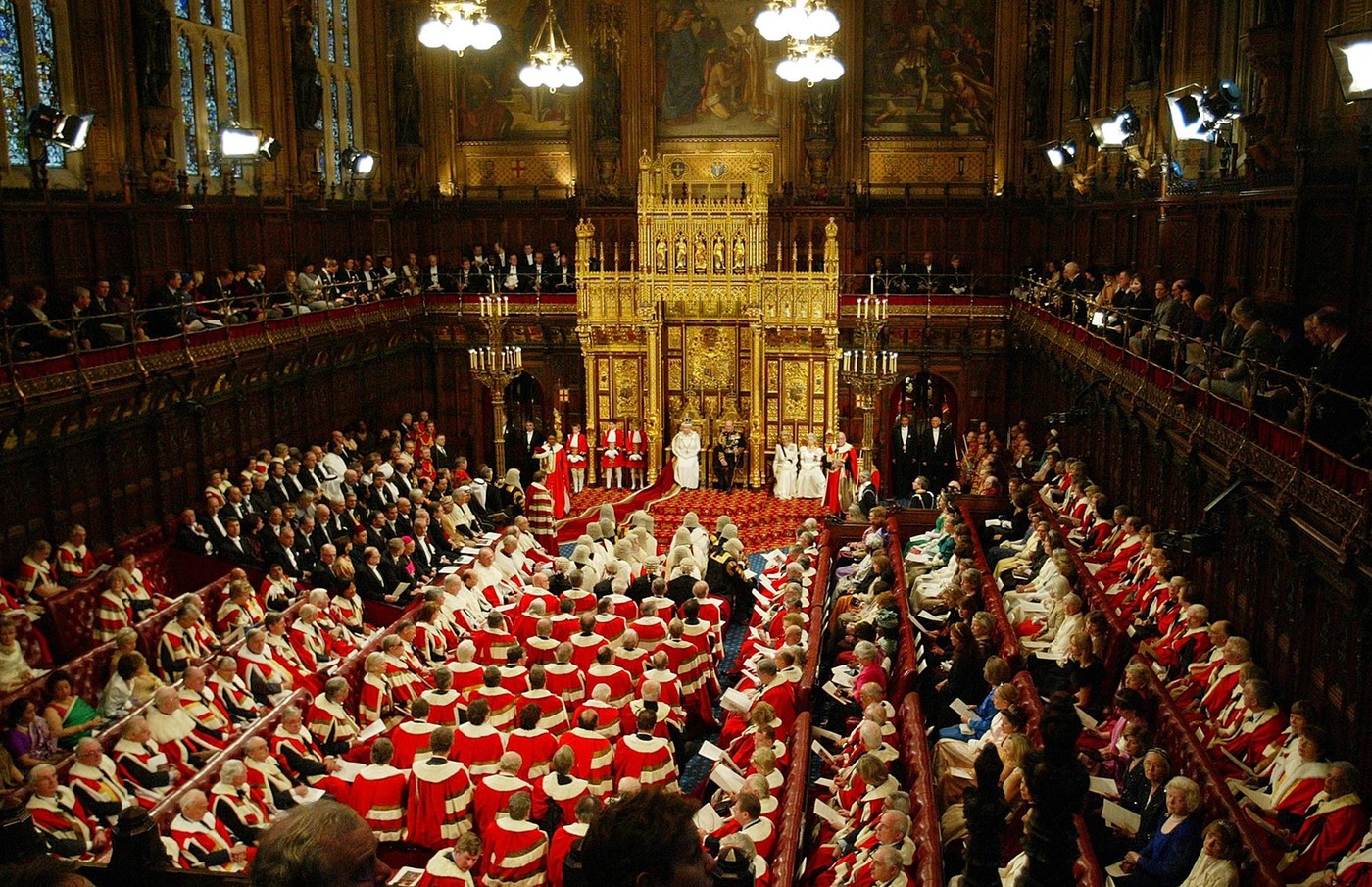 Po 900 letech konec? Šlechtické rody mohou přijít o křesla v parlamentu