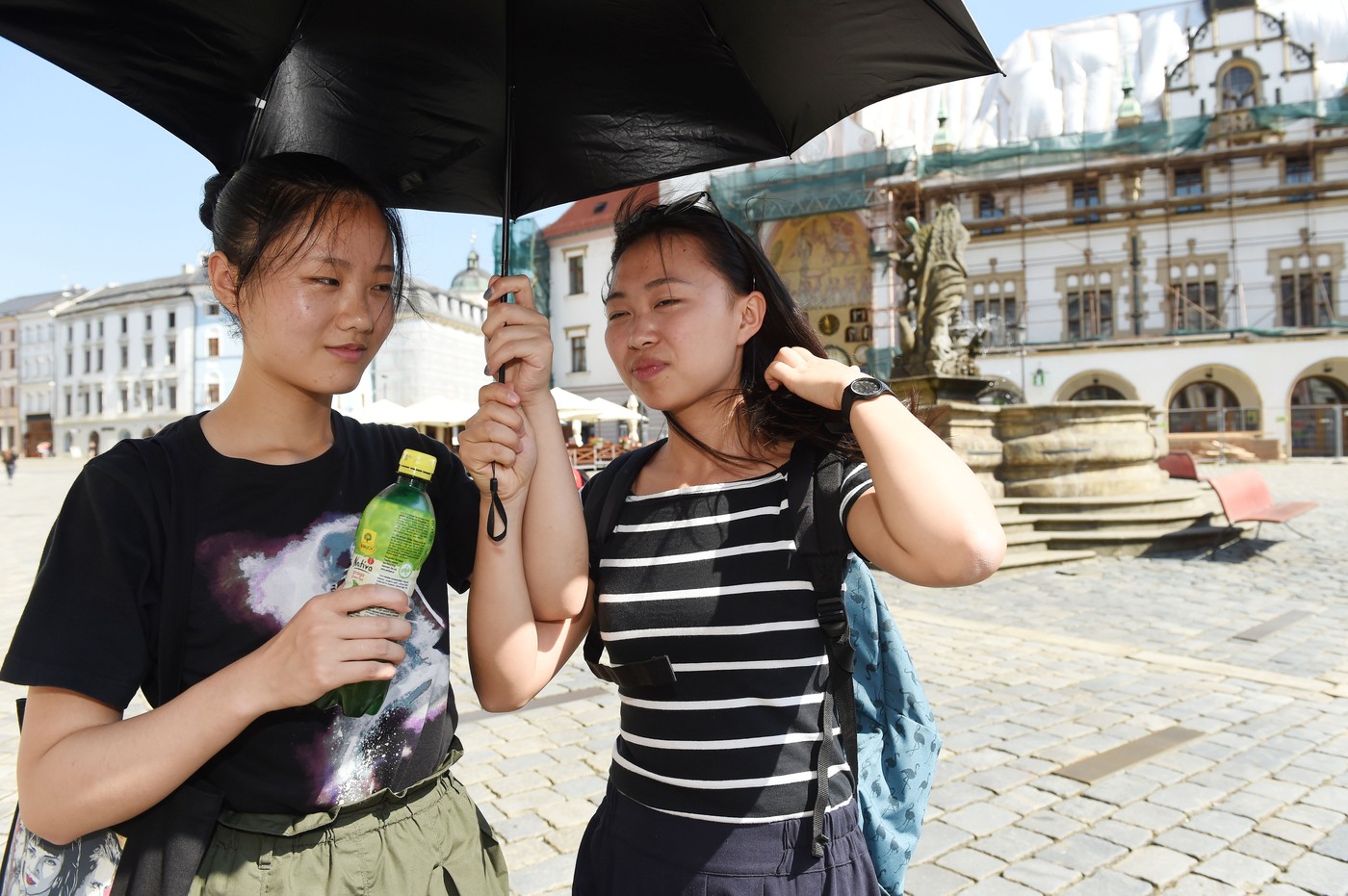 Okamura chce víc čínských turistů a zrušení vízové povinnosti vůči Číně