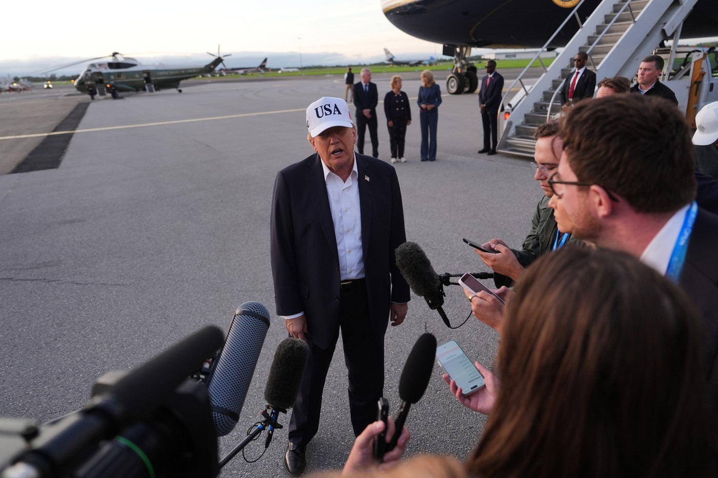 Trump vyzval Zelenského, aby přestal útočit na ruskou ropnou infrastrukturu