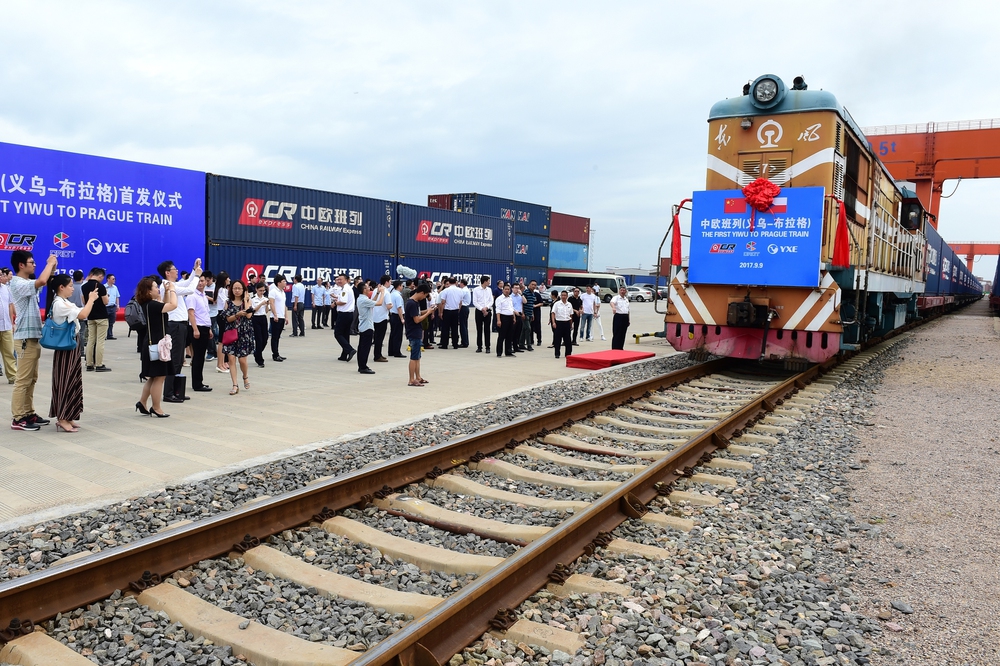 Severní Korea otevírá hranice pro čínské vlaky, první jízdenky vyprodané