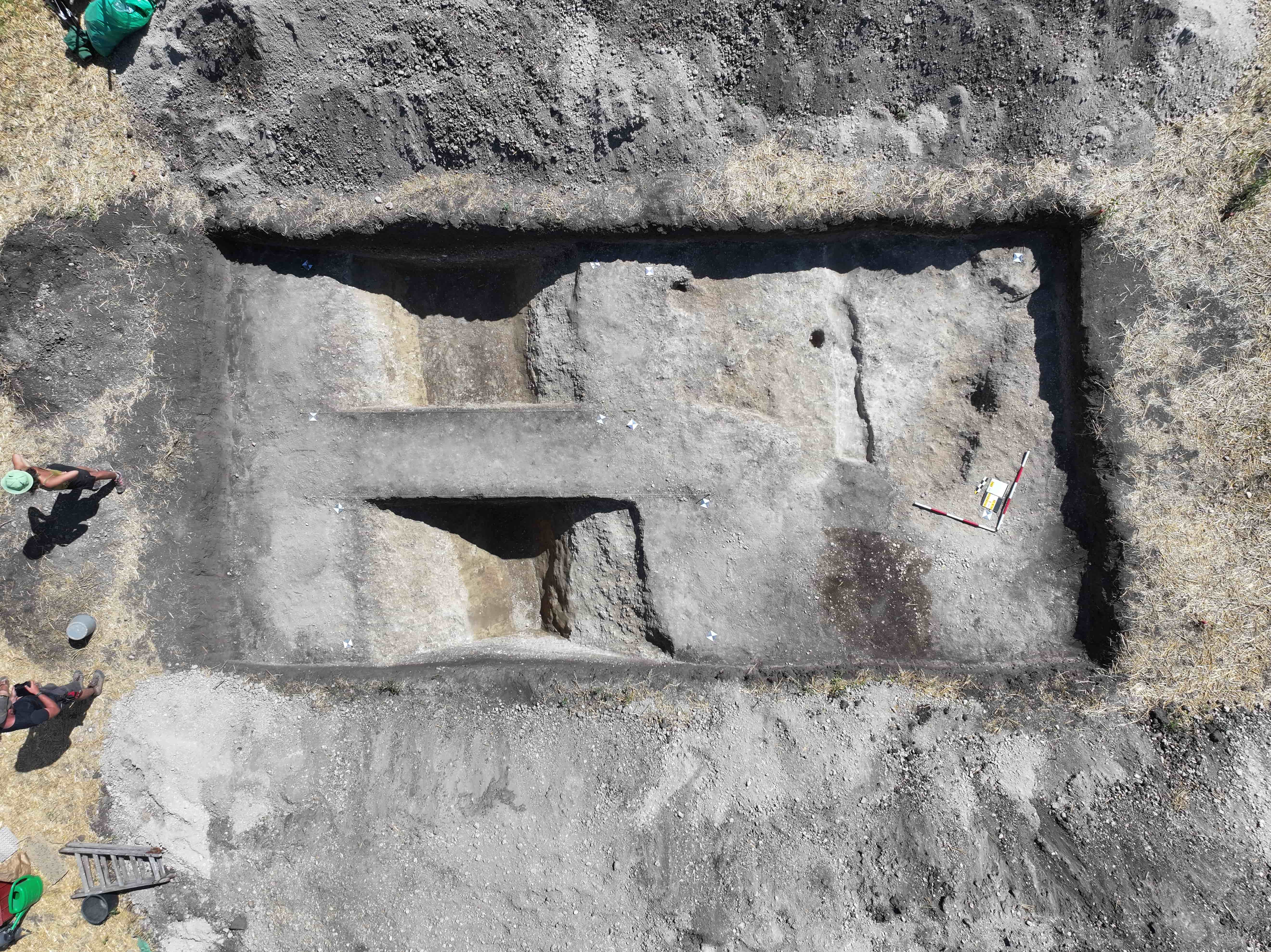 Archeologové zkoumají středočeskou svatyni, je starší než britský Stonehenge