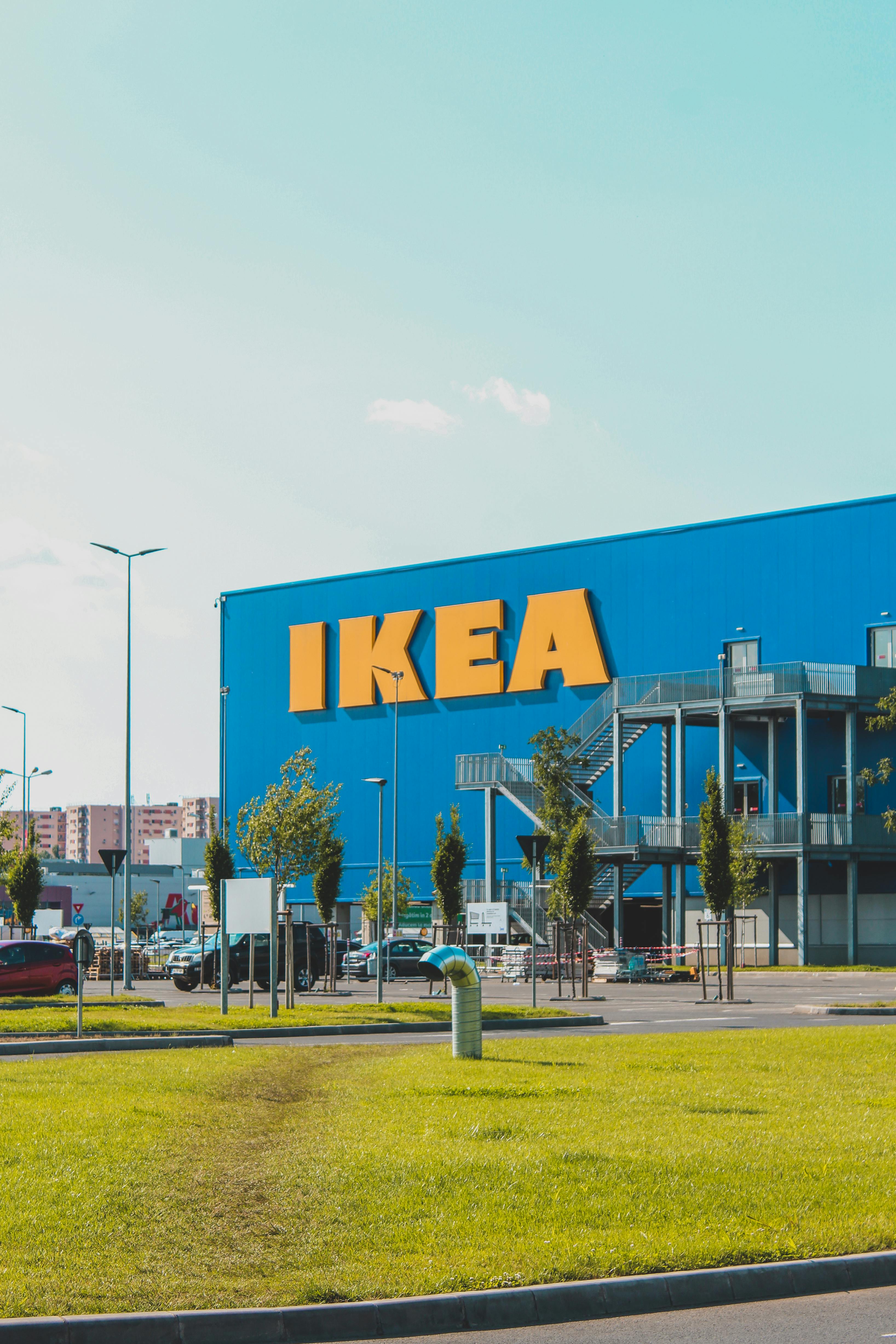 IKEA stahuje z trhu nebezpečné lampy. Nemáte je taky?