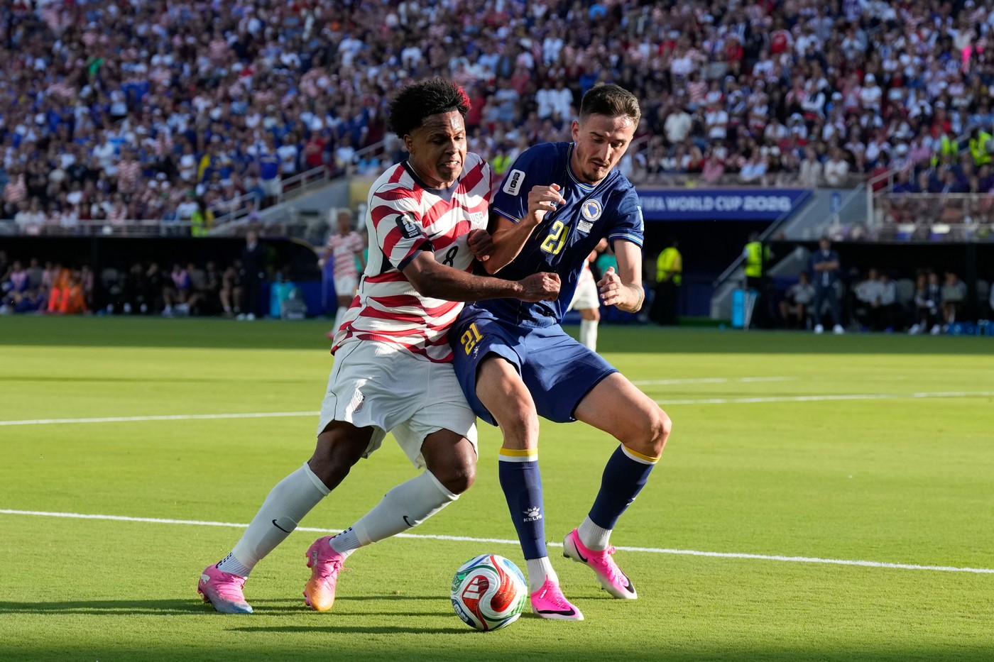 Drama v San Franciscu: oslabené USA vyřadily Bosnu a jsou v osmifinále