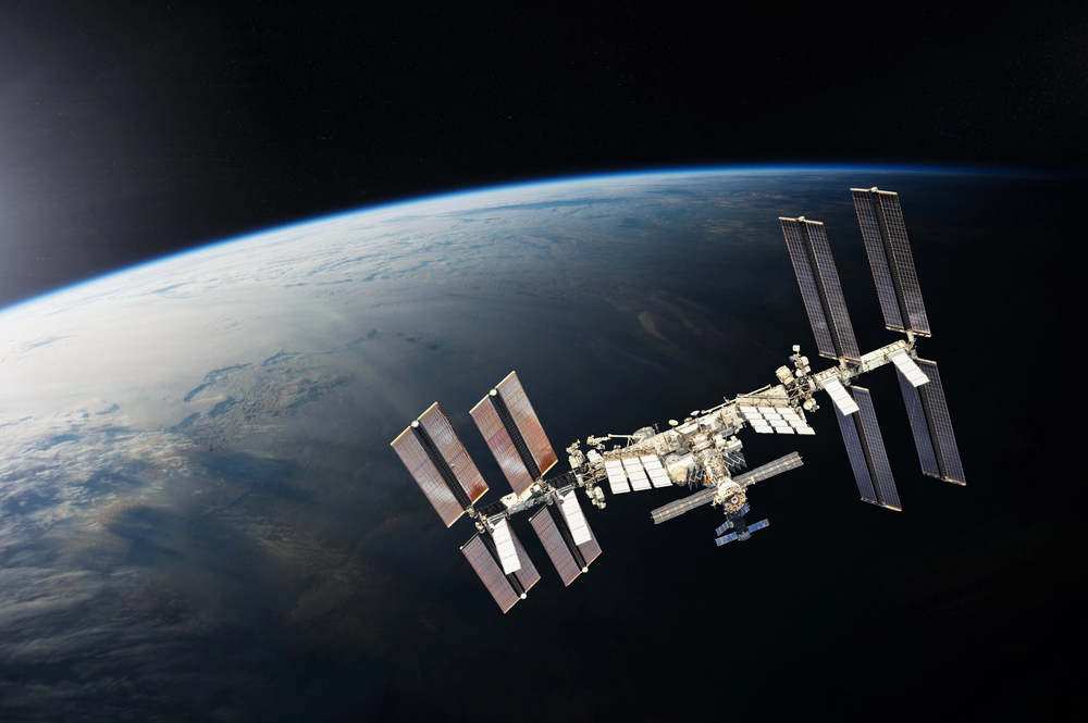 ISS se potýká s únikem vzduchu, NASA nevylučuje evakuaci posádky