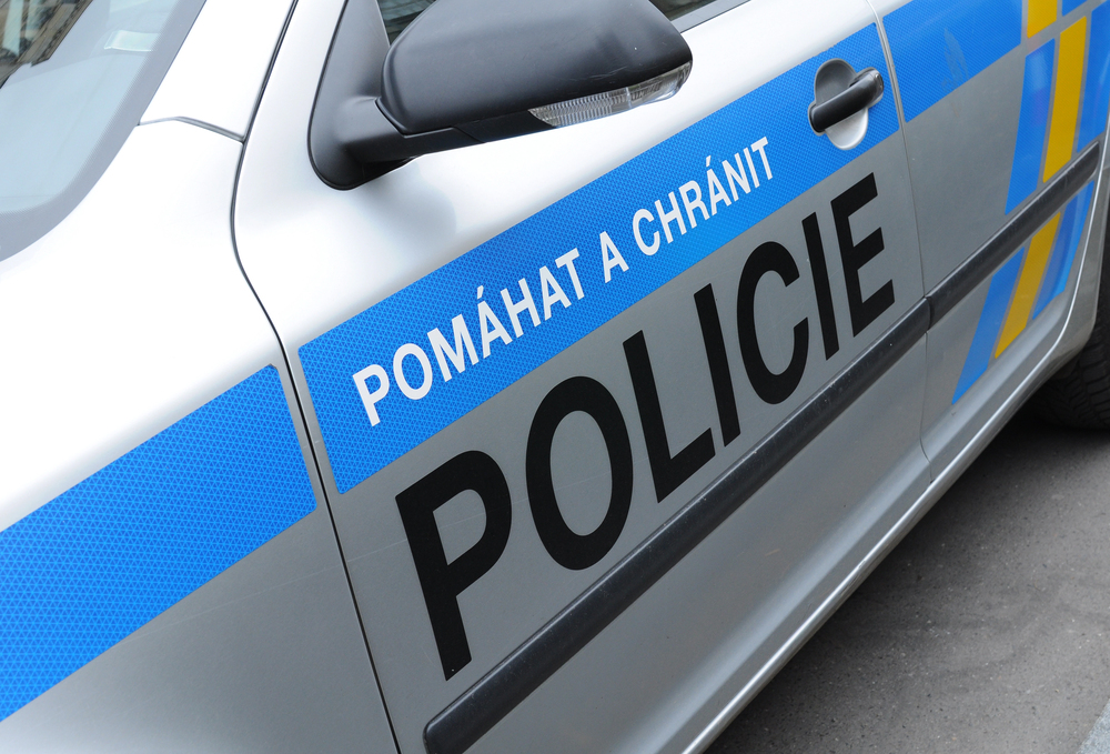 Je v ohrožení života: Policie hledá dvanáctiletou dívku, která utekla z nemocnice v Teplicích