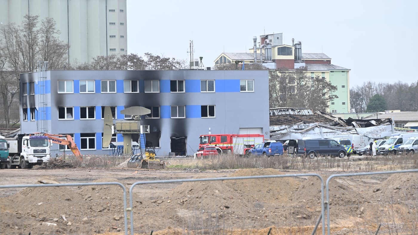 Žena zadržená na Slovensku kvůli požáru v Pardubicích je dle policie Američanka