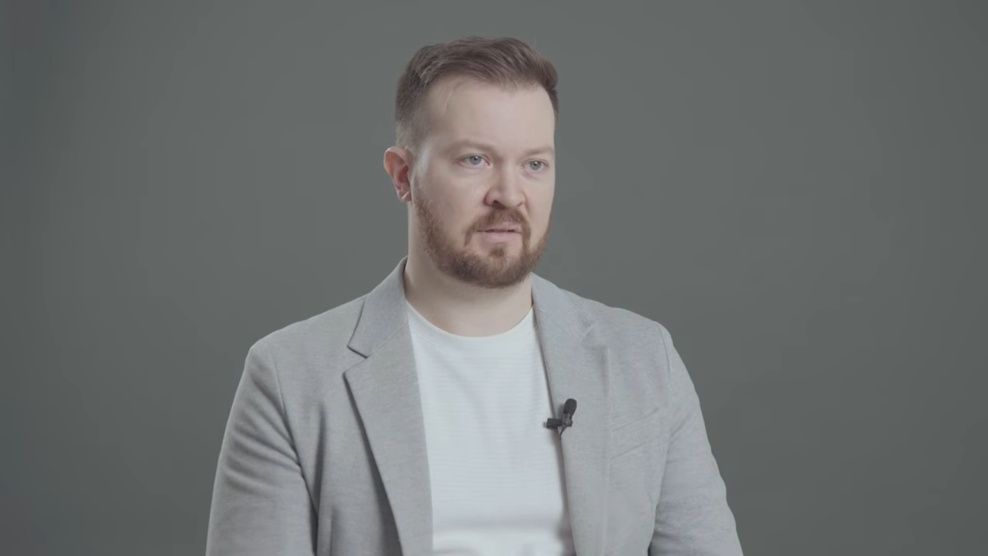 Maďaři posílají dary na podporu policisty, jenž promluvil o akci proti opozici