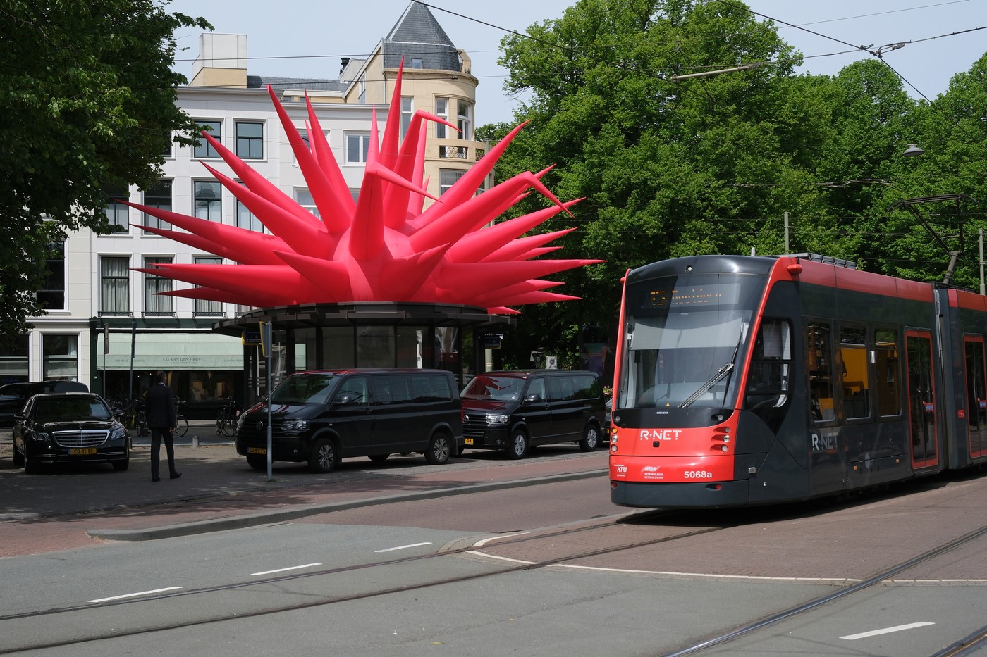 BlowUp přibližuje umění veřejnosti: 24 instalací po celém městě