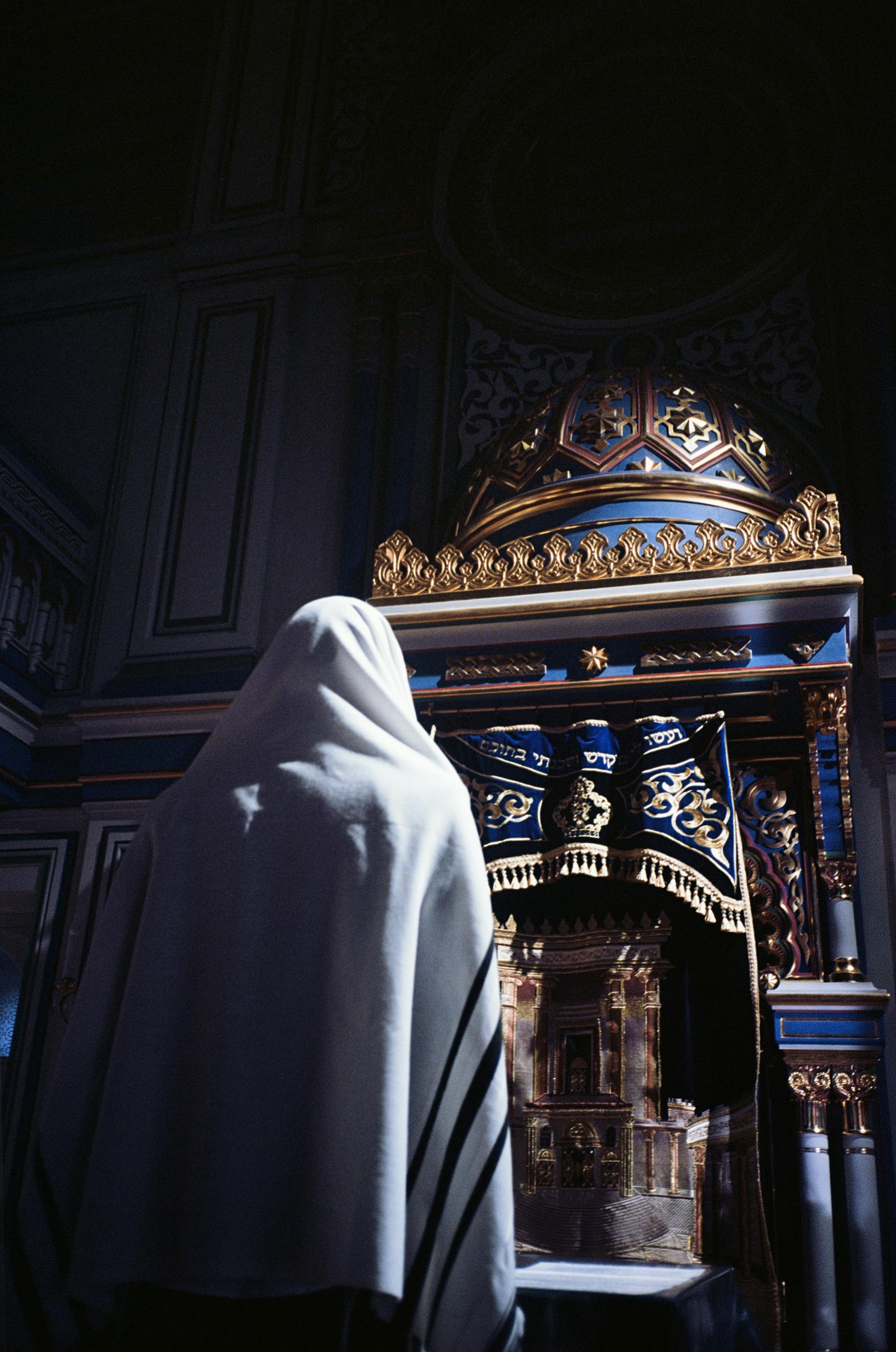 Největší antisemitský útok na synagogu v Česku míří k soudu. Jde i o vraždu