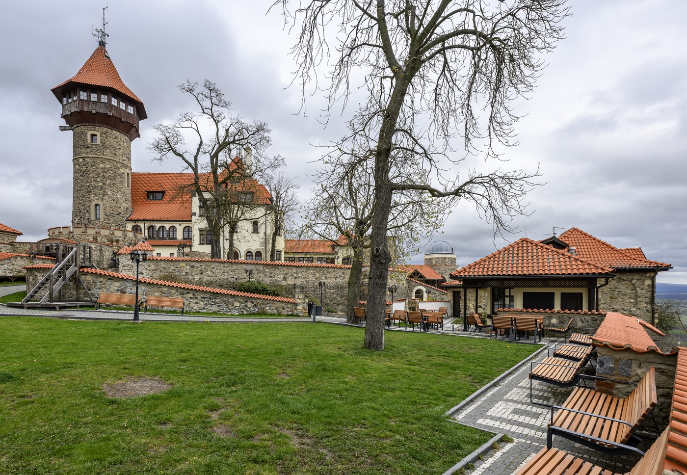 Začíná historický průzkum hradu Hněvín v Mostě s cílem získat podklad pro obnovu