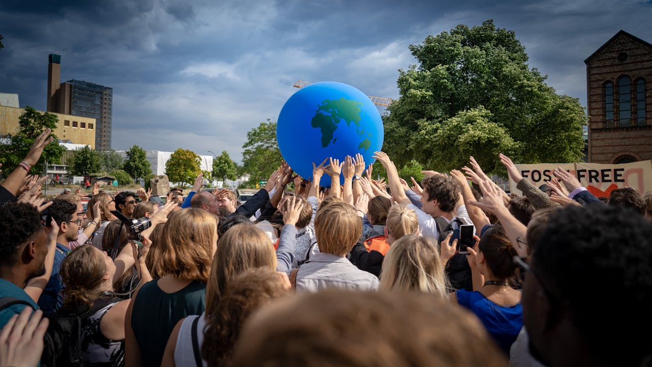 Klimatická ostuda: Česko stojí v OSN po boku Saúdské Arábie a Kataru