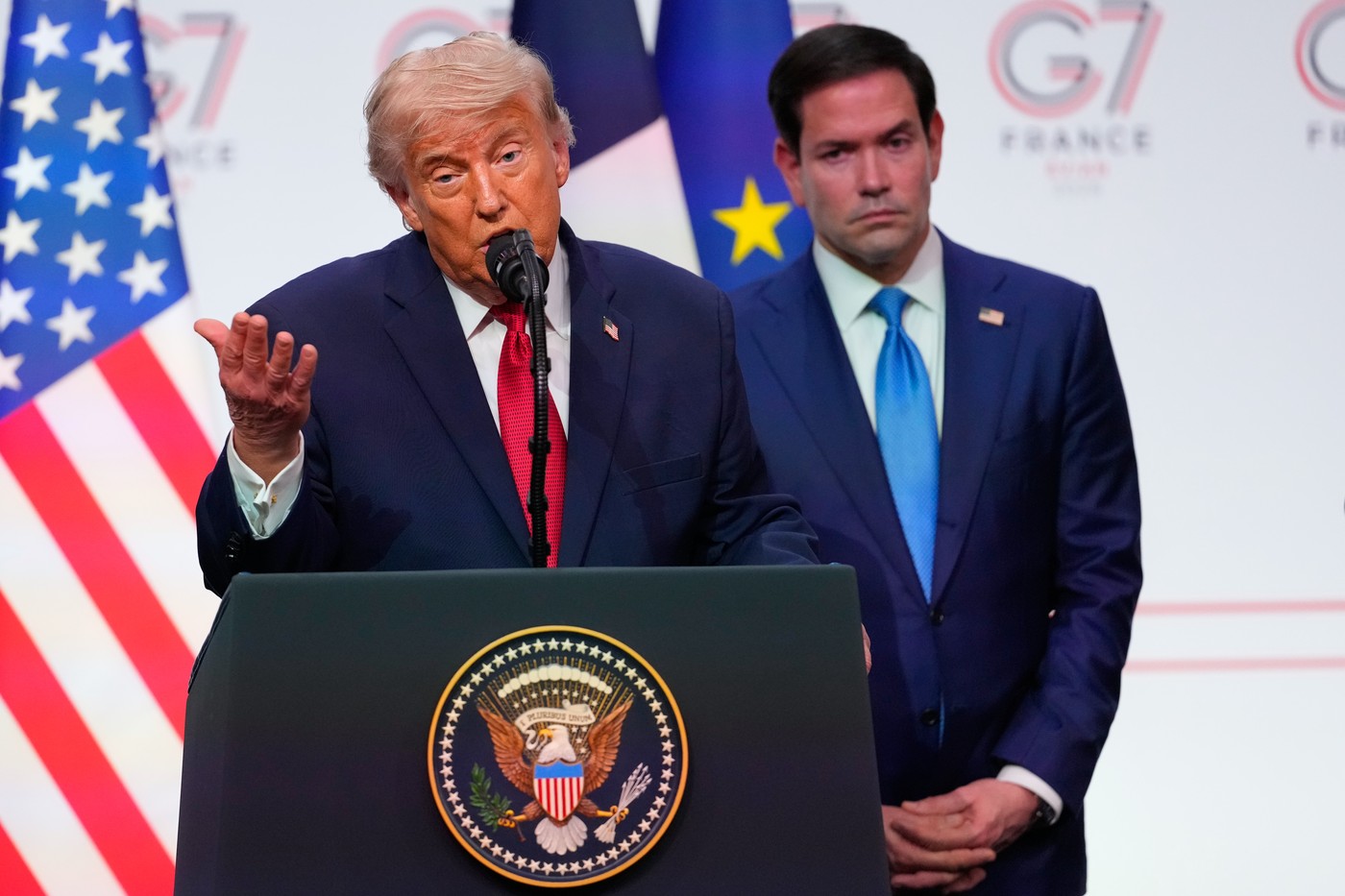 Rusko je ve válce útočníkem a ztrácí více vojáků než Ukrajina, řekl Trump