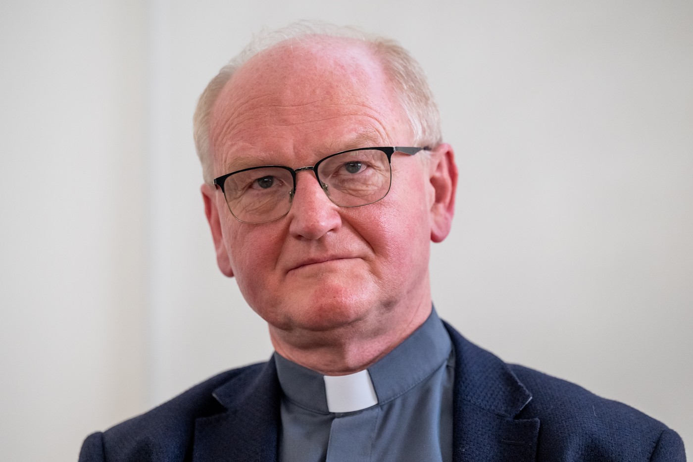 Soud přiznal Brožovi odkladný účinek ve stížnosti na odvolání z postu děkana KTF