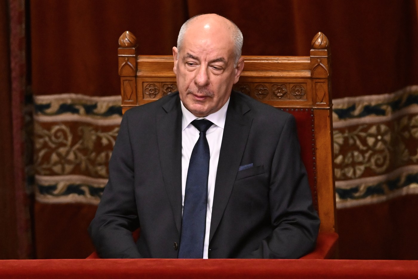 Maďarský prezident Sulyok podepsal ústavní dodatek, který ukončuje jeho mandát