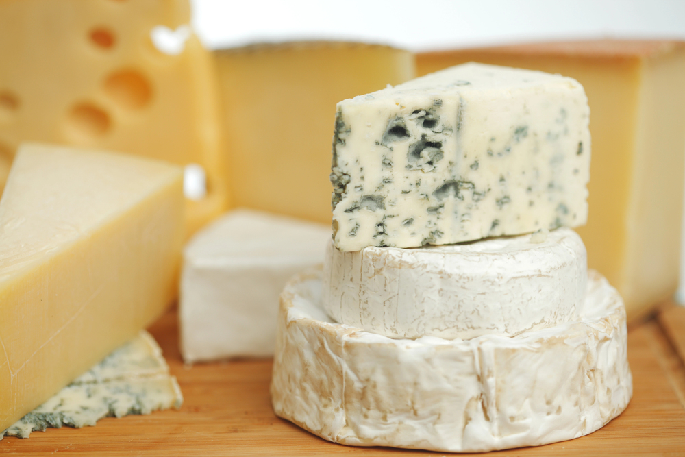 Čína zavádí vysoká cla na mléčné výrobky z EU, podle Bruselu neoprávněně