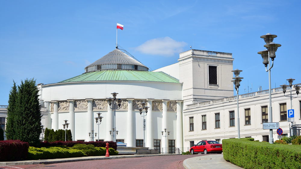 Přímo naproti Sejmu. Aktivistky v Polsku otevřely první „automat na potraty“