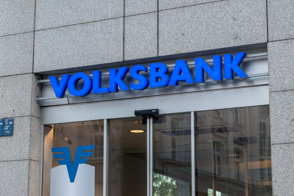 Krize v Sinzigu: Lupiči se zabarikádovali ve Volksbank s rukojmími