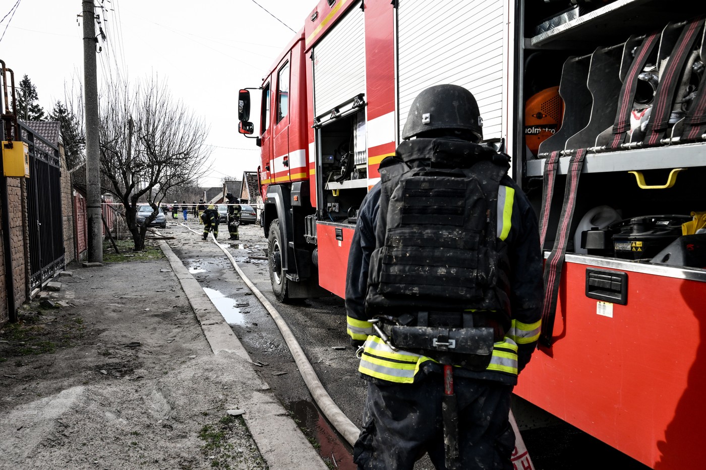 Ukrajina hlásí tři mrtvé po ruských útocích, sirény zněly po celé zemi