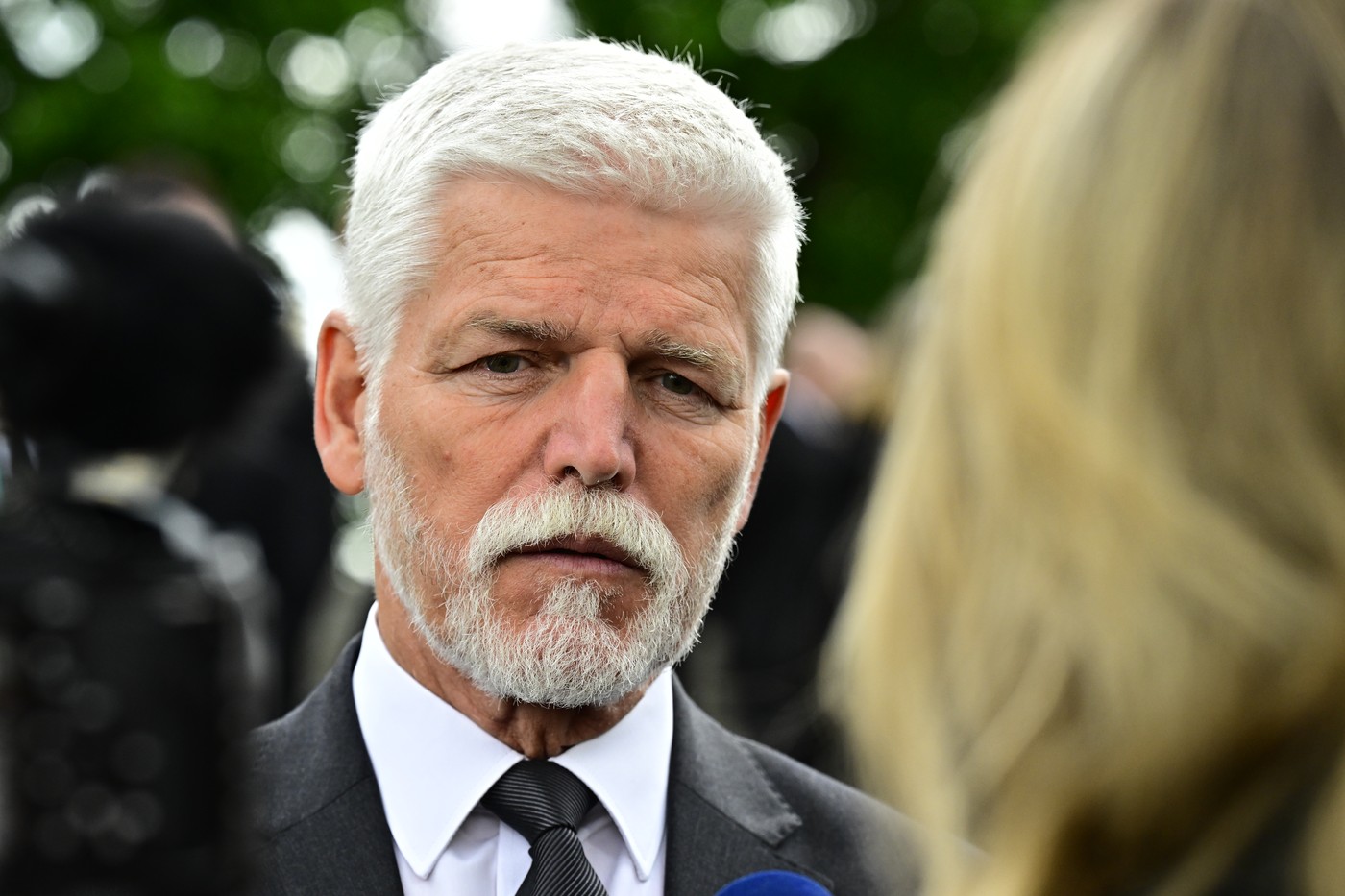 Policie prověřuje SMS Macinky, které poslal prezidentovi. Je to možné vydírání