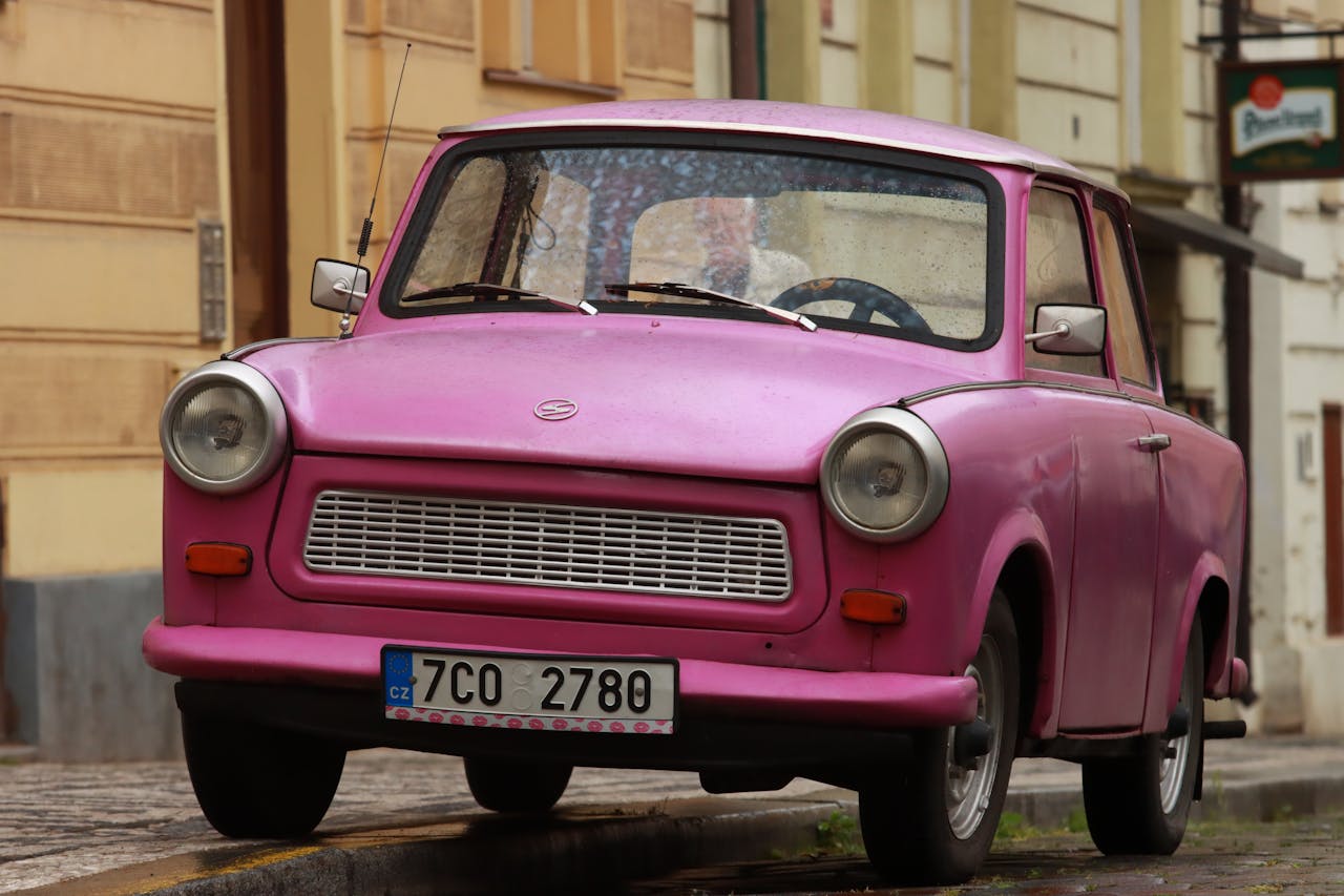  Duroplastová ikona: jediná automobilová legenda z východu