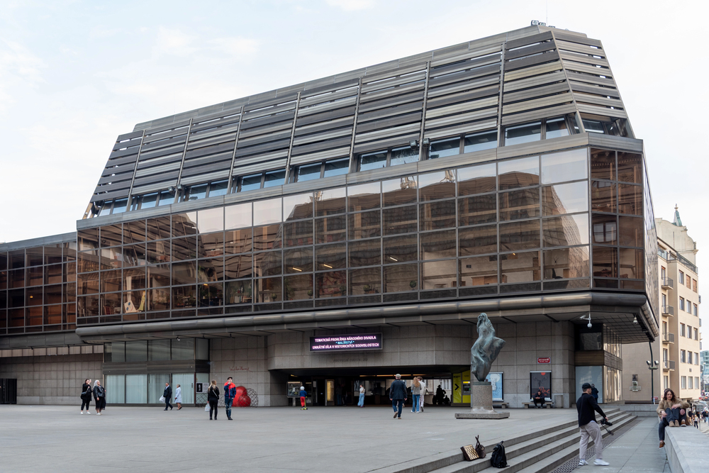 Novou scénu ND opraví Metrostav DIZ, OHLA ŽS a Trigema za 1,8 miliardy Kč bez DPH