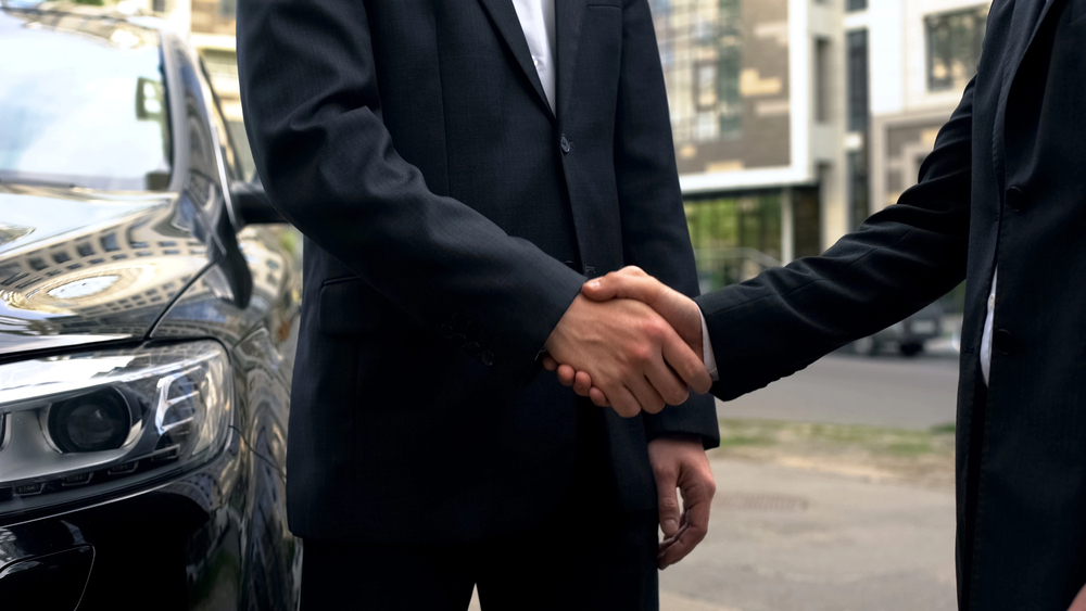 Nelegální lobbing? Ministerstvo prověřuje Unii sociálních služeb za schůzky s ministrem Juchelkou