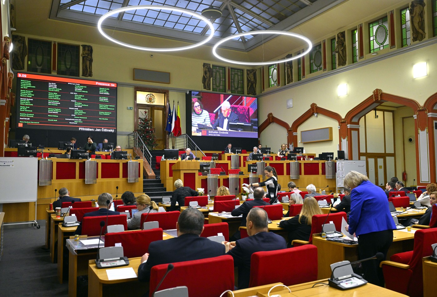 Náměstci Hřib a Pospíšil dnes rezignovali na svou funkci ve vedení města