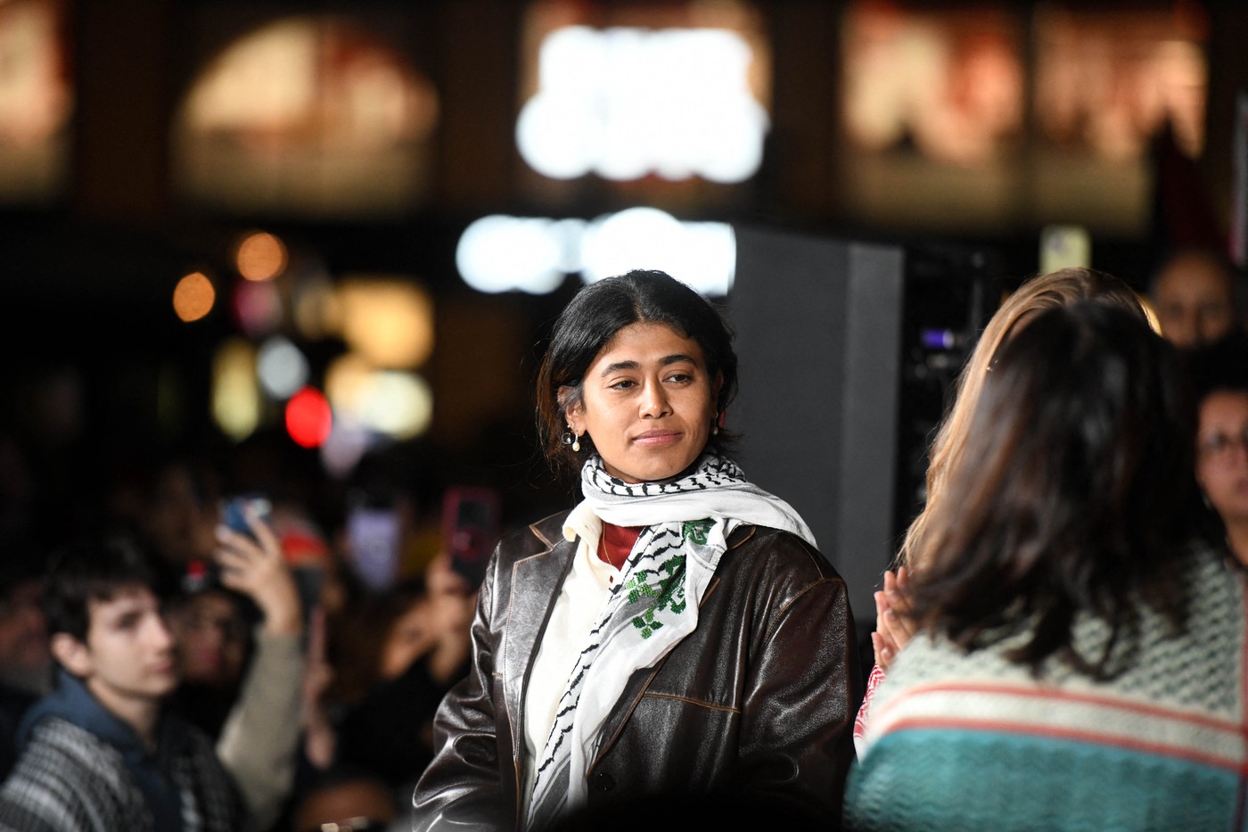 Francouzská policie podle Le Parisien zadržela europoslankyni Hassanovou